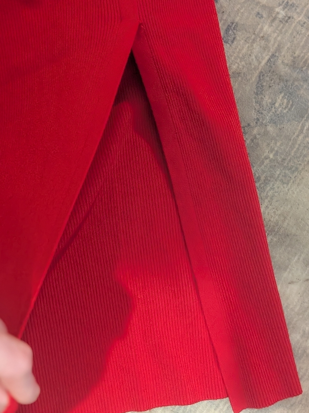 Express Red Ribbed Body Contour Tank - Picture 7 of 10